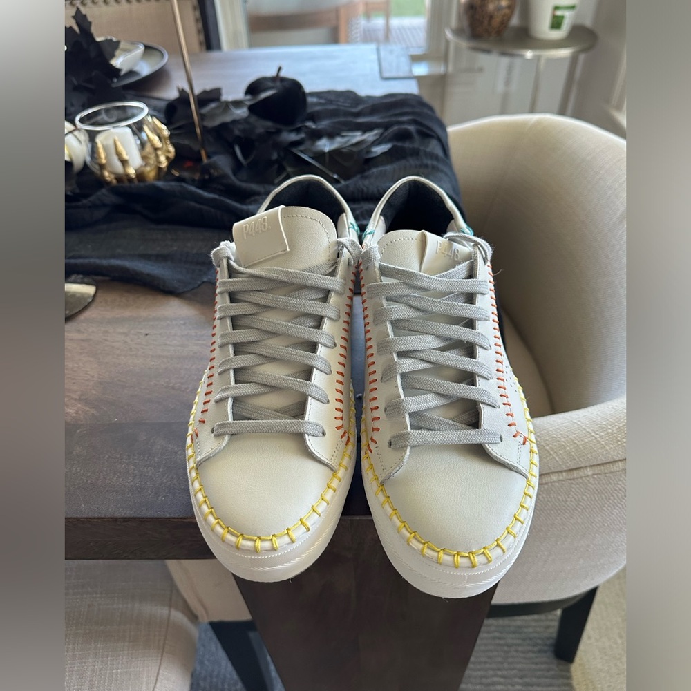 P448 Thea Stitch sneakers in Like New Condition!! EUR size 39, US size 8-8.5.